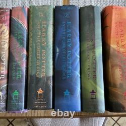 VG Ensemble complet de 7 livres reliés avec jaquette, toutes premières éditions, 1re impression, Harry Potter J. K. Rowling